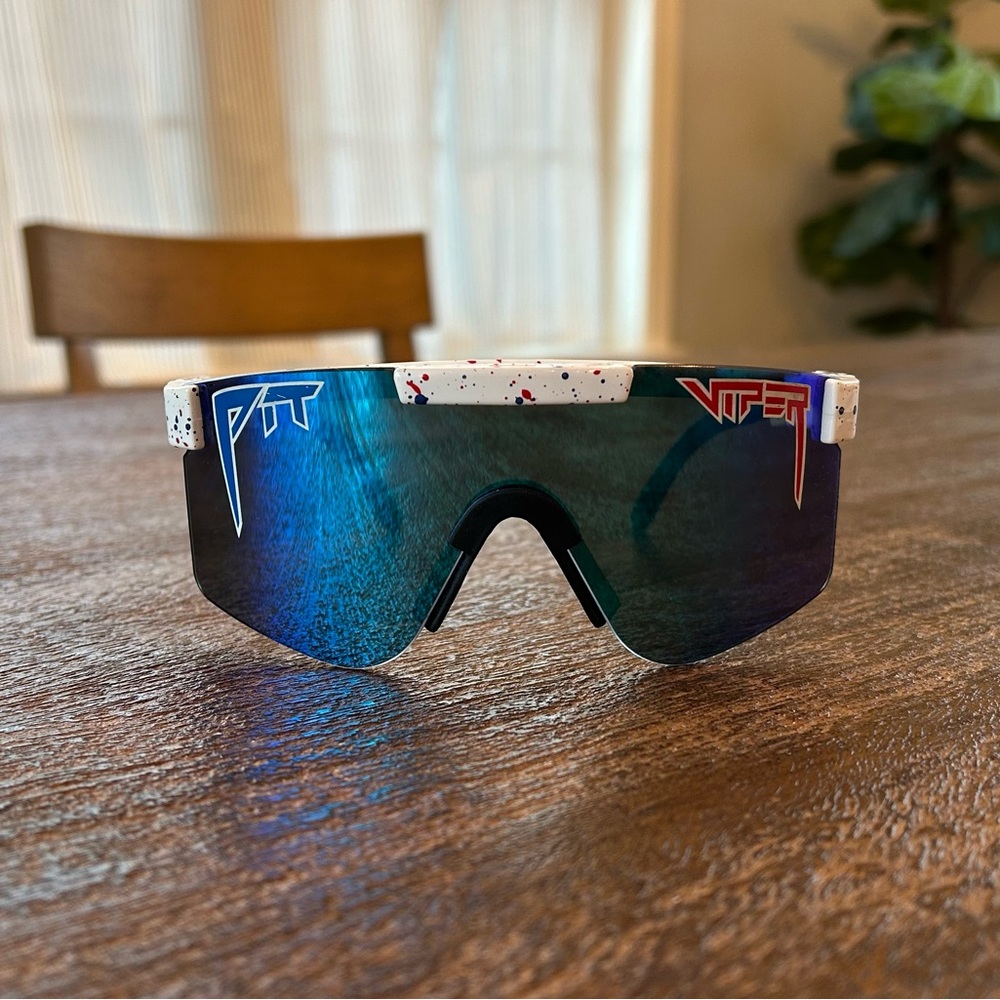 Pit Viper Merika XS sunglasses 🕶️ - Picture 2 of 7